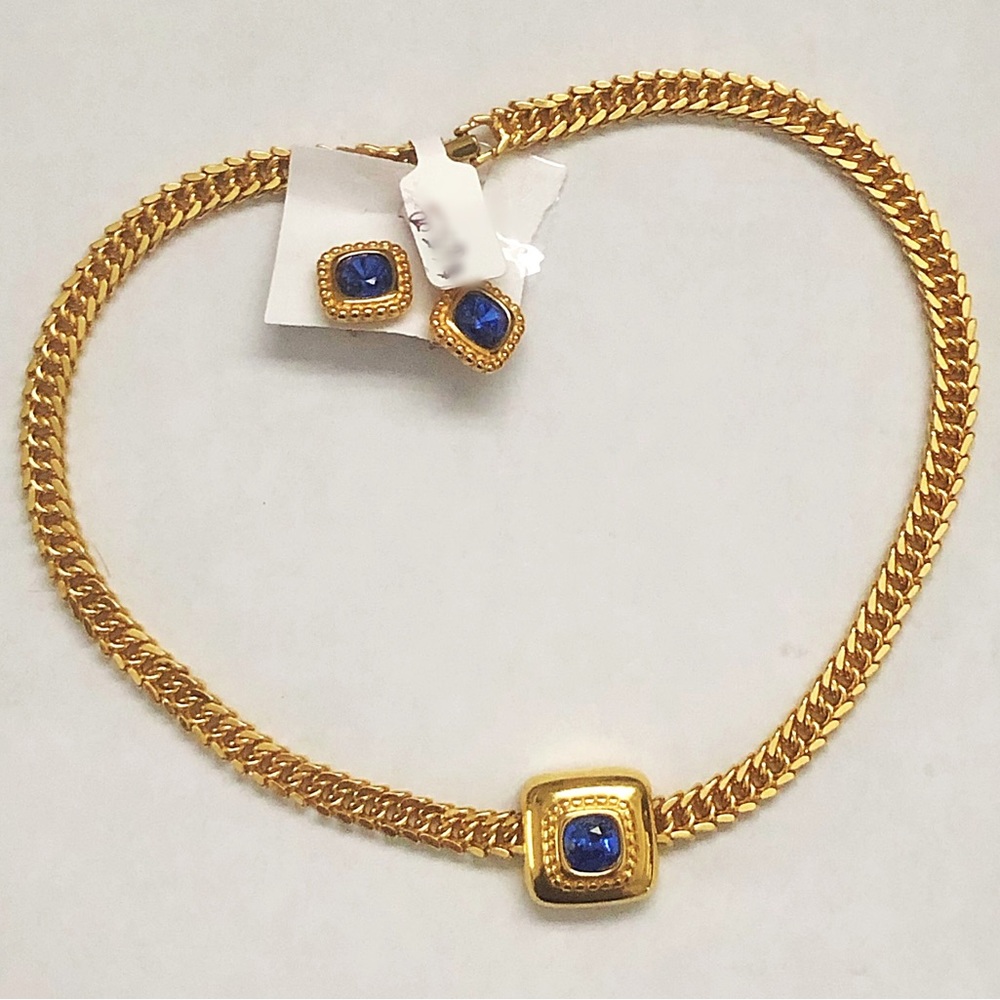 Vintage Monet Necklace Earring Set Blue Stone Nice